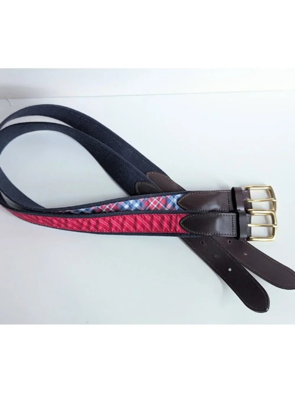 One* Vineyard Vines Multi Color Belt with Brown Leather Trim Size:32 NWOT